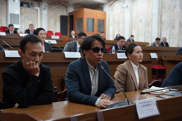 Тармактык комитет эгин талааларына зыян келтирген мал ээлеринин жоопкерчилигин күчөткөн мыйзам долбоорун четке какты